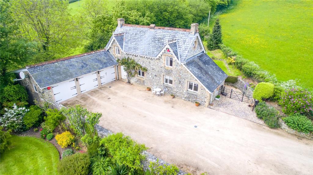 7 bedroom detached house for sale in Luppitt, Honiton, Devon, EX14