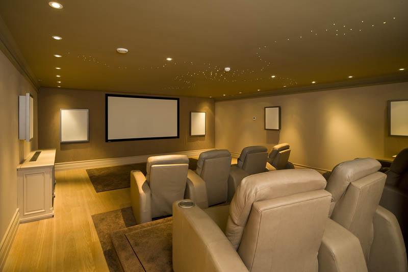 5 bedroom detached house for sale in Copt Hill, Danbury, Chelmsford