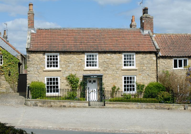 3 bedroom semidetached house for sale in Coxwold, York, North