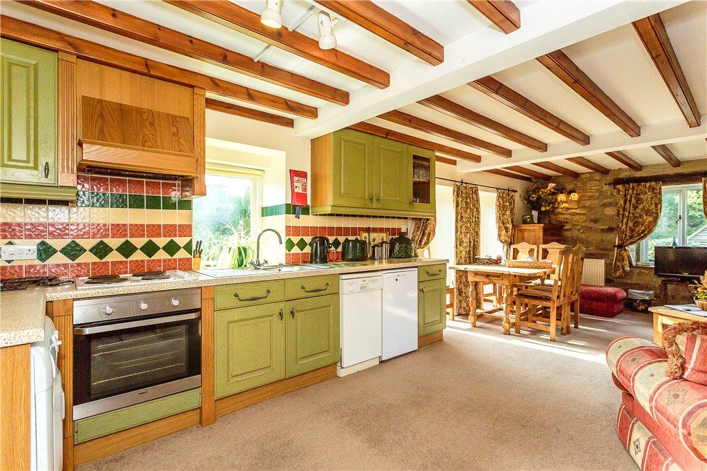 3 bedroom detached house for sale in Easterside, Helmsley, York, YO62