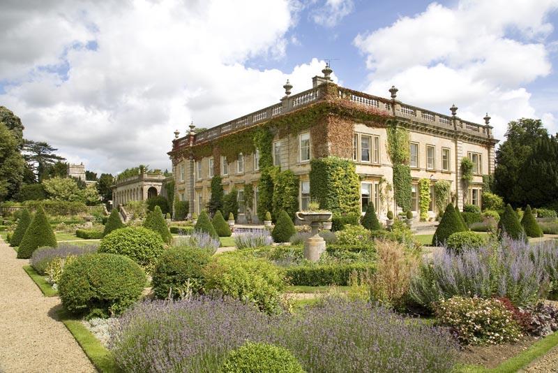 9 bedroom detached house for sale in Kiddington Hall, Nether Kiddington, Woodstock, Oxfordshire