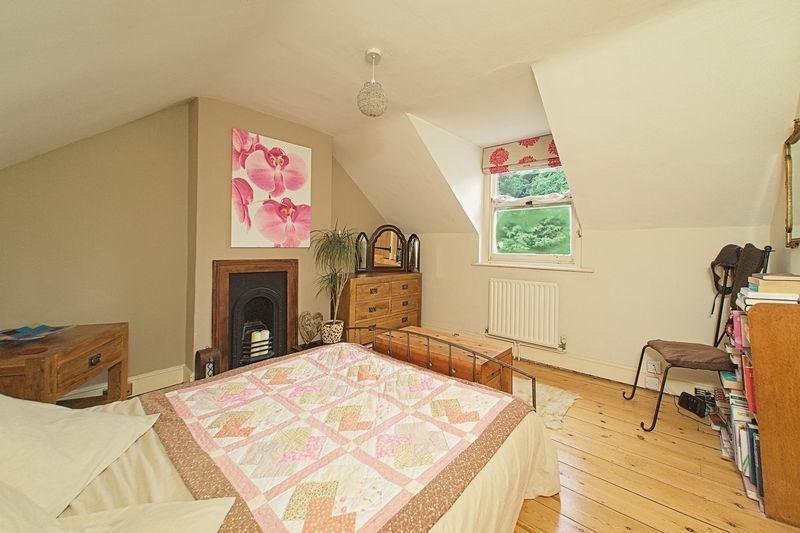 4 bedroom detached house for sale in Shripney Road, Bognor Regis,PO22, PO22