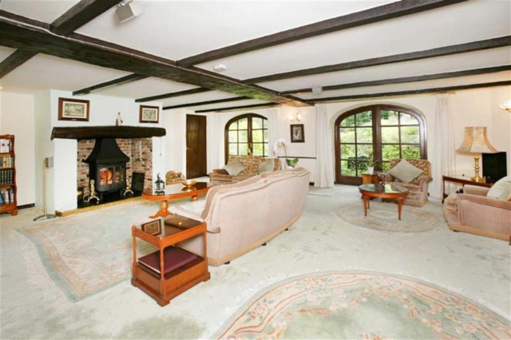 6 bedroom detached house for sale in East Cornwall, Callington