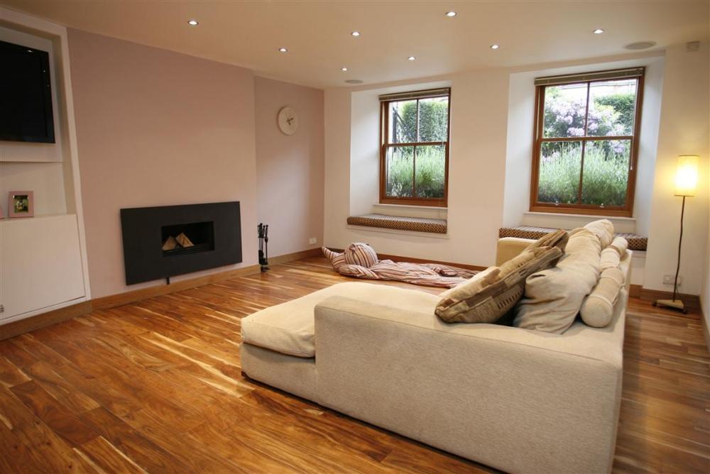 6 bedroom town house for sale in 14 Grosvenor Crescent, Dowanhill, G12