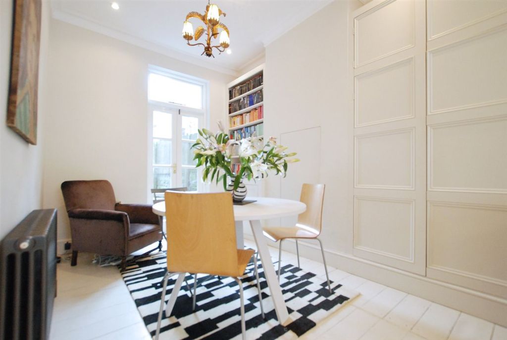 4 bedroom house for sale in Hawksley Road, Stoke Newington, London, N16