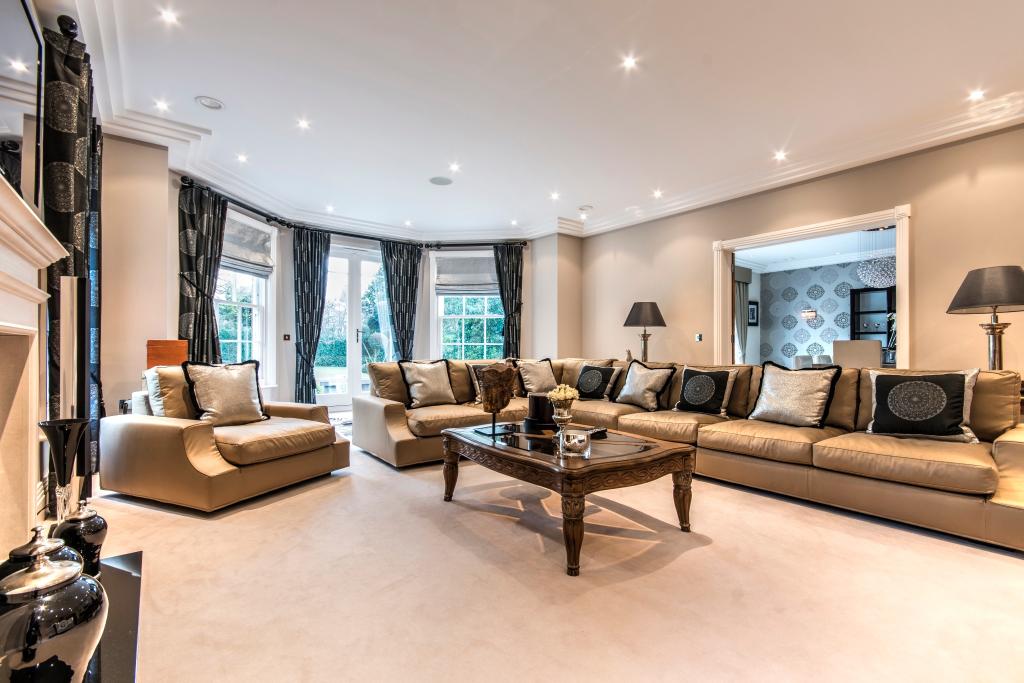 Applegate Homes,Lounge