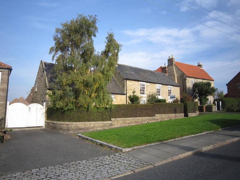 5 bedroom detached house for sale in Front Street, Newbottle, Houghton