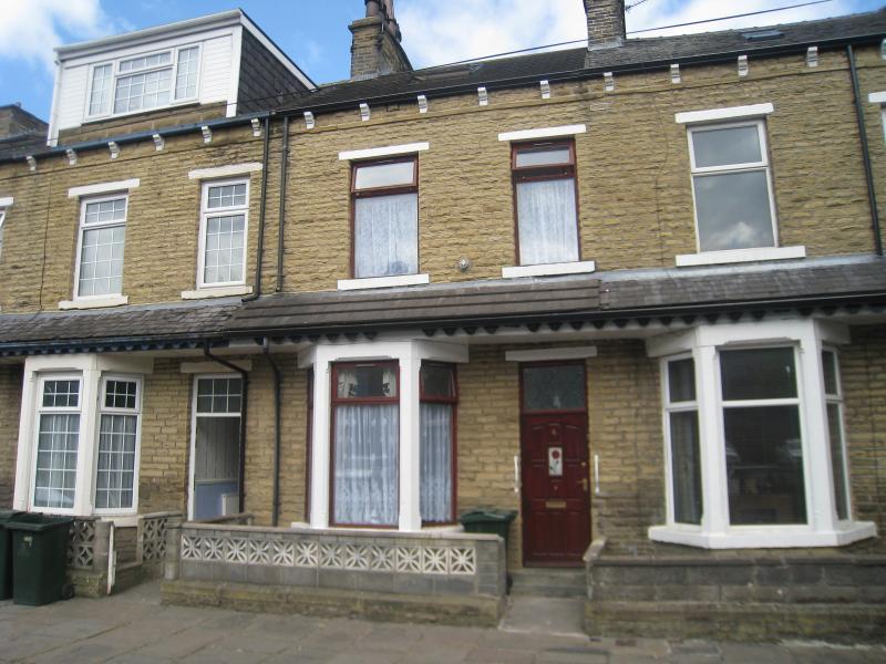 4 bedroom house for sale in Victor Street, Manningham, Bradford BD9, BD9