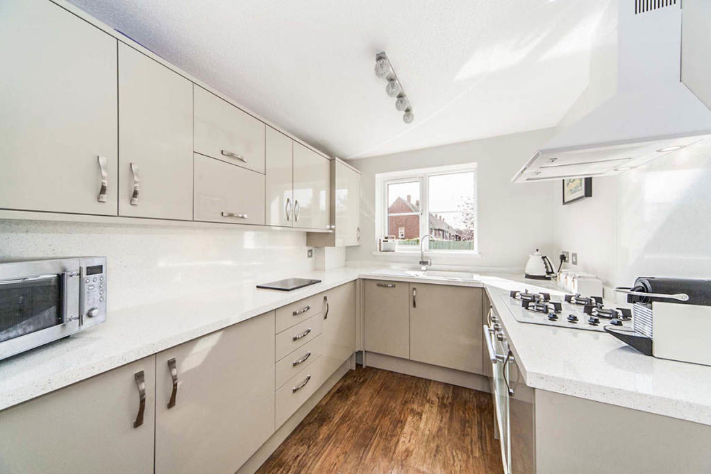 3 bedroom detached house for sale in Hevingham Close, Havelock Park