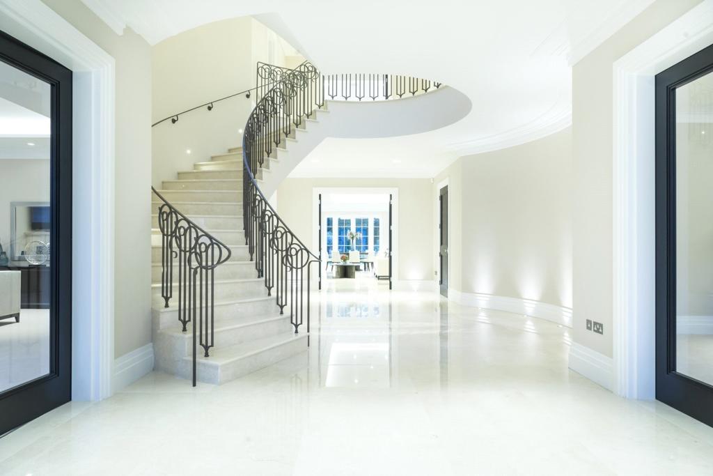 Italian,Entrances