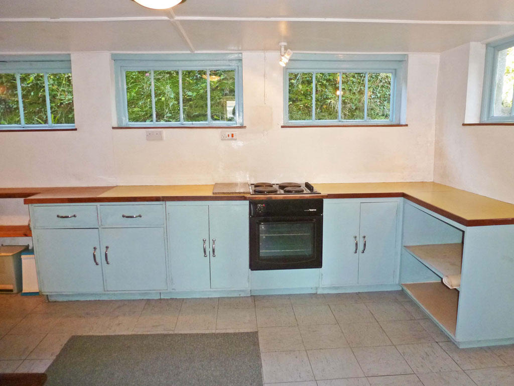 3 bedroom house to rent in St Clements Truro, TR1