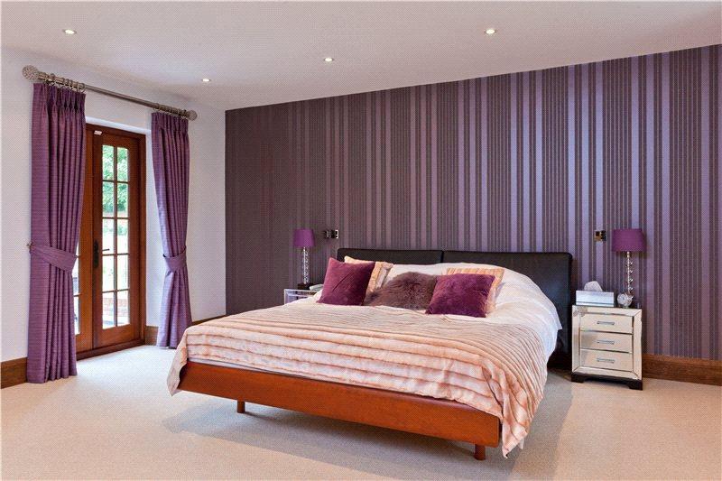 6 bedroom detached house for sale in Clare Hill, Esher, Surrey, KT10, KT10
