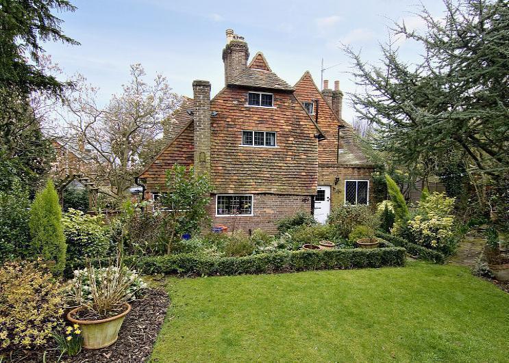 4 bedroom house for sale in Southborough, London Road, Kent, TN4 0RJ, TN4