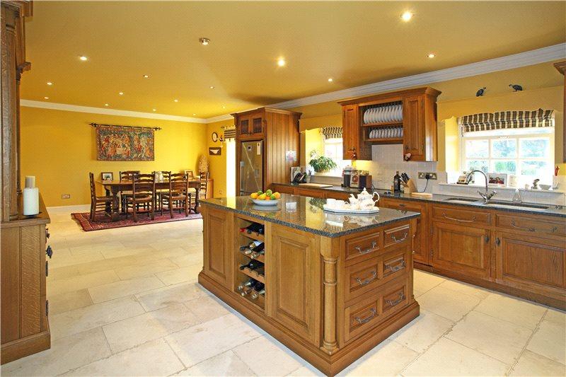 6 bedroom character property for sale in Holmes Chapel Road, Chelford