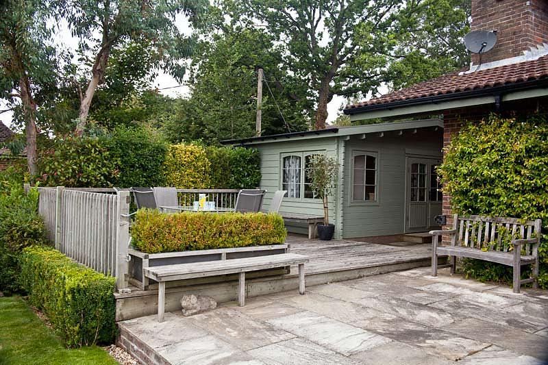 Decking Garden Design Ideas, Photos & Inspiration | Rightmove Home Ideas