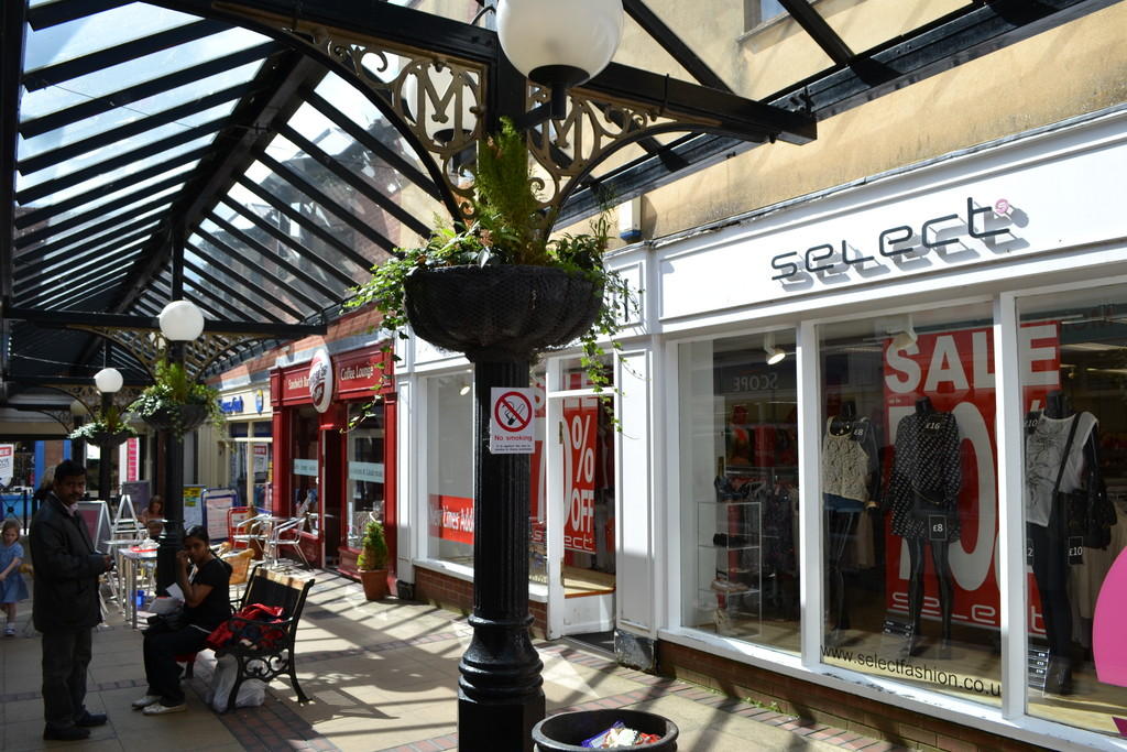 Retail Property (high street) to rent in Fakenham, NR21