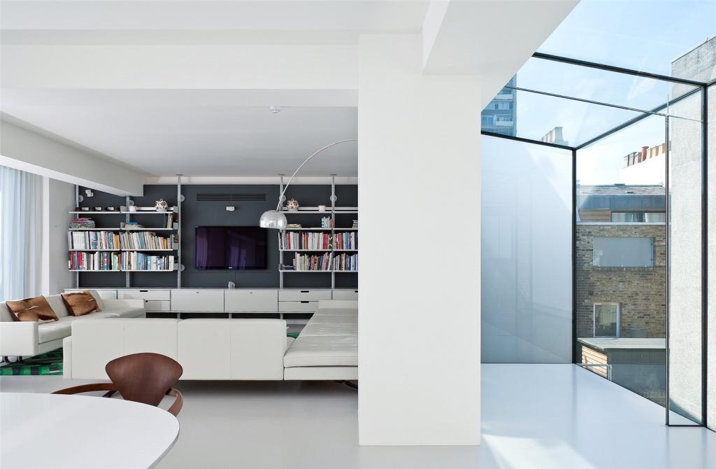 4 bedroom flat for sale in Notting Hill Gate, London, W11, W11