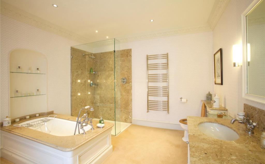 6 bedroom equestrian facility for sale in Iddesleigh, Winkleigh, Devon