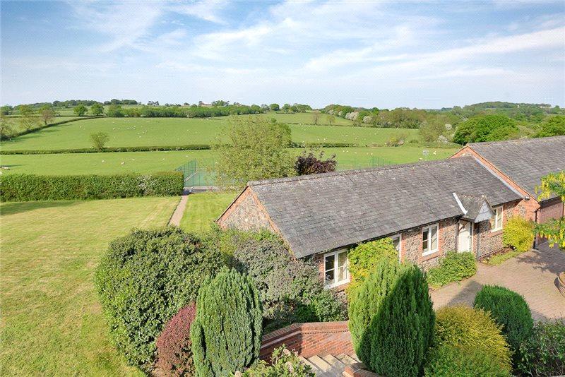 7 bedroom detached house for sale in Whitcroft Lane, Ulverscroft