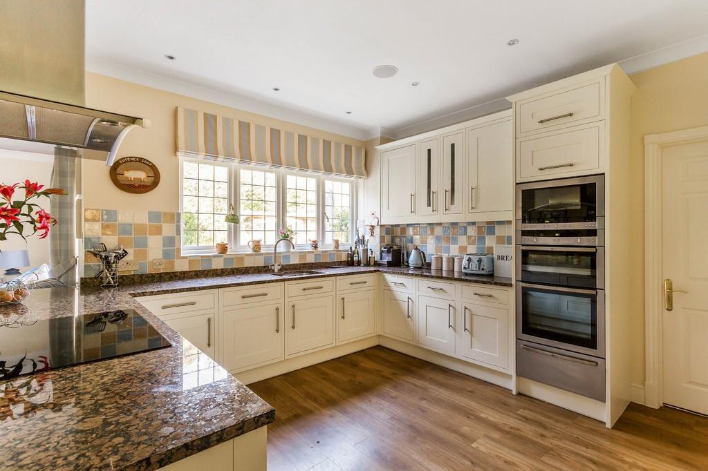 Berkeley Homes,Kitchen