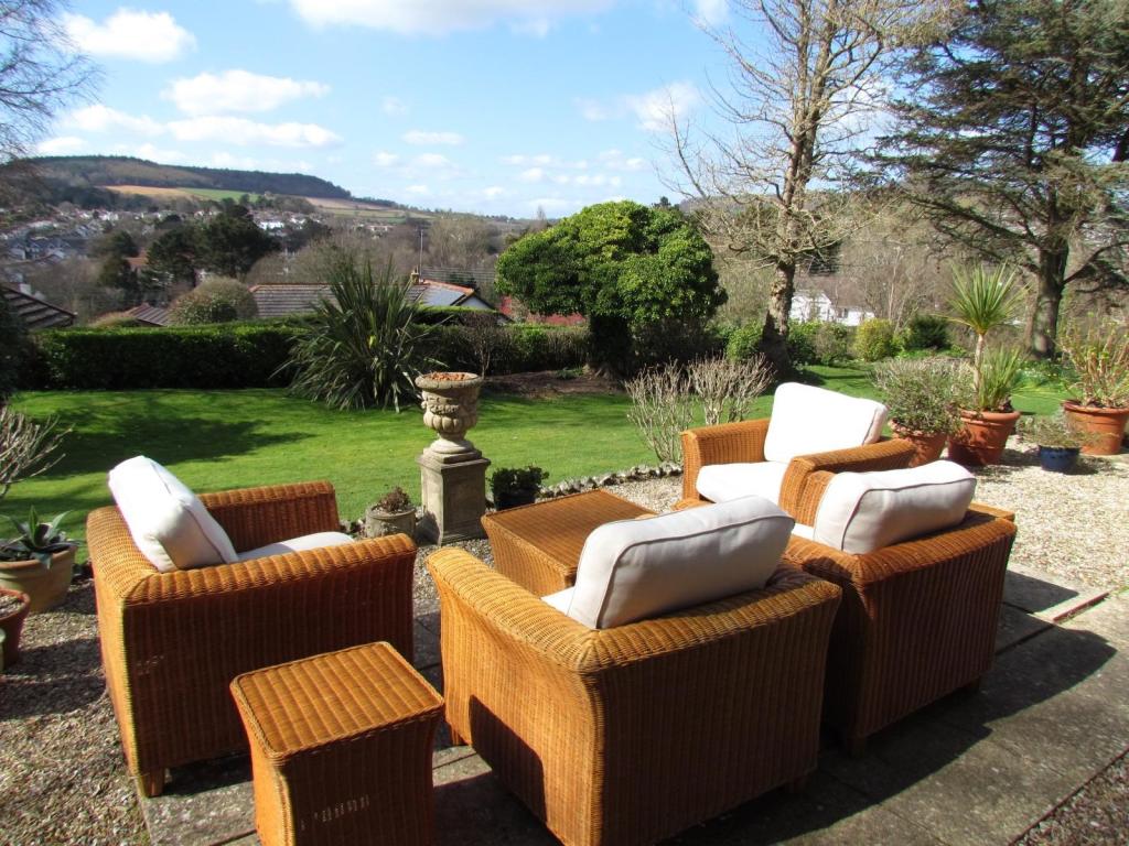 5 bedroom detached house for sale in Milltown Lane, Sidmouth, East