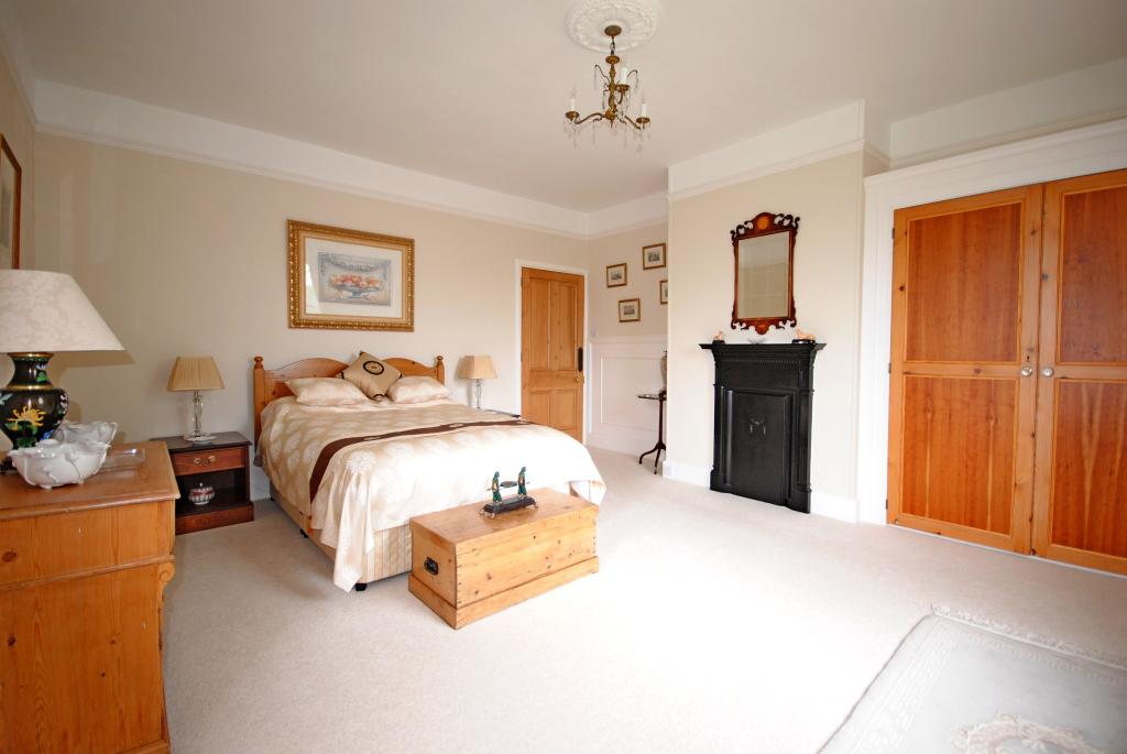 5 bedroom detached house for sale in Milltown Lane, Sidmouth, East