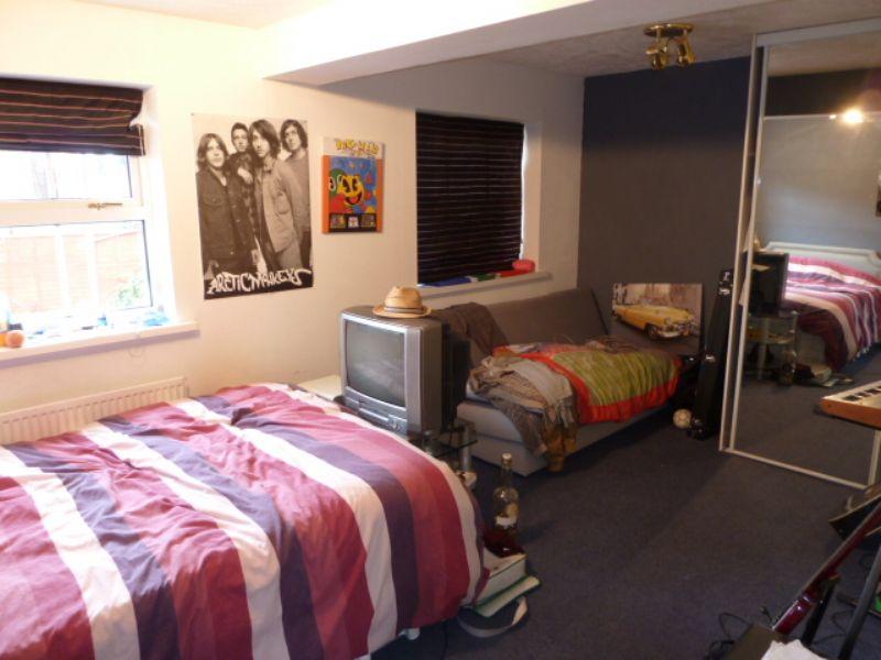 5 bedroom detached house for sale in Kittiwake Drive, Spennells