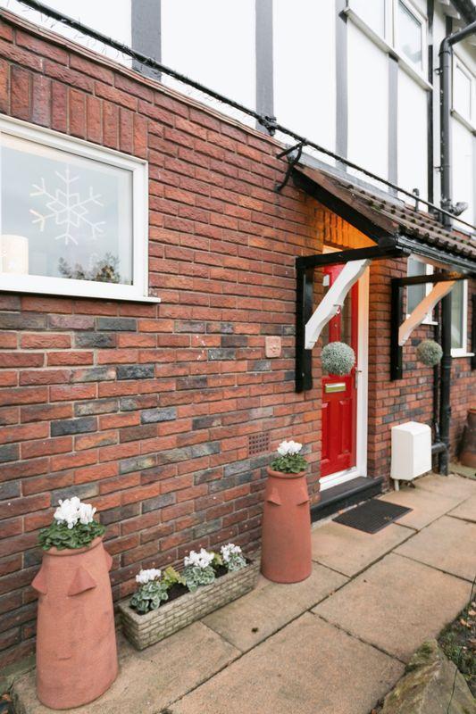 3 bedroom semidetached house for sale in Wigan Road, Standish, WN6 0AH