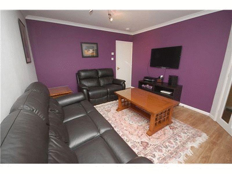 4 bedroom semidetached house for sale in Ossian Drive, Murieston