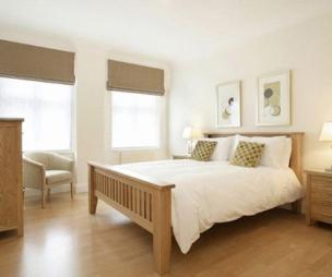 Oak Bedroom Design Ideas, Photos & Inspiration | Rightmove Home Ideas