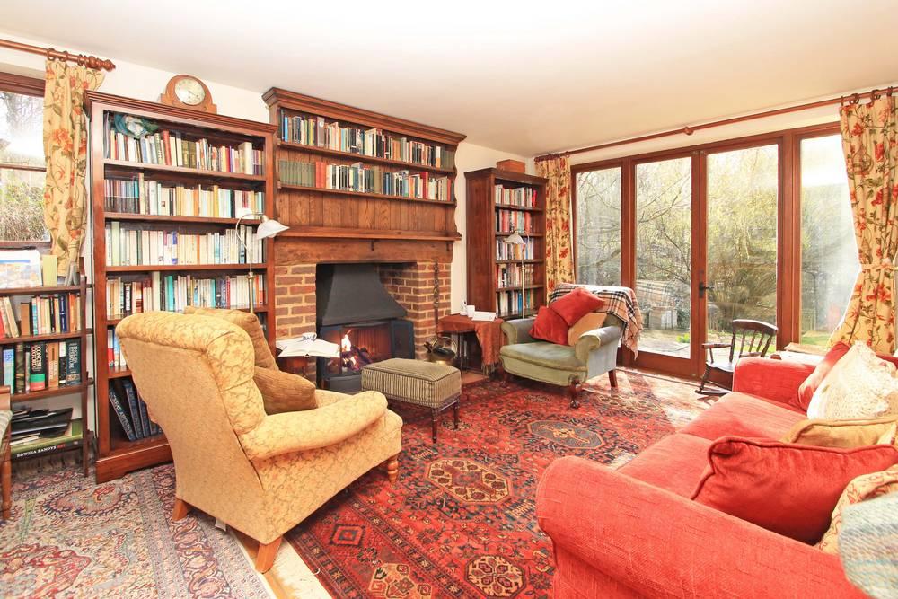 3 bedroom detached house for sale in Sevenoaks Weald, Kent, TN14