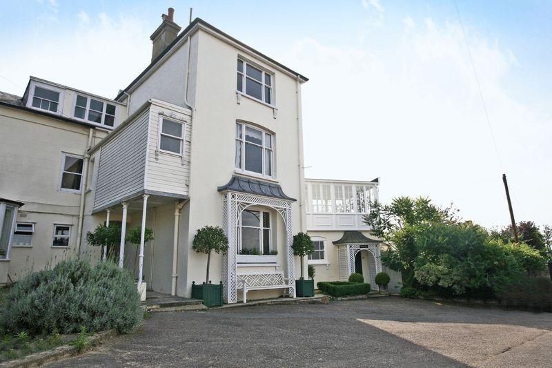 5 bedroom house for sale in Holyfield, Nr Nazeing, Essex 3,000 SQ Ft