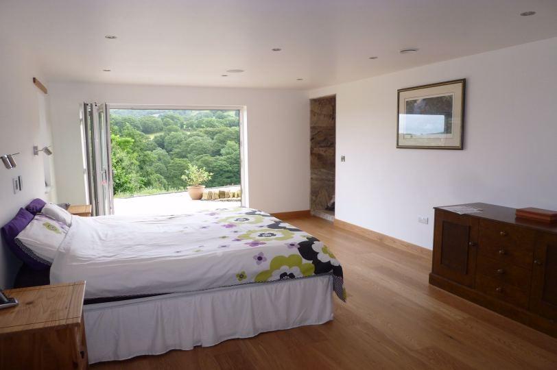 4 bedroom detached house for sale in Maingate, Hepworth, HOLMFIRTH