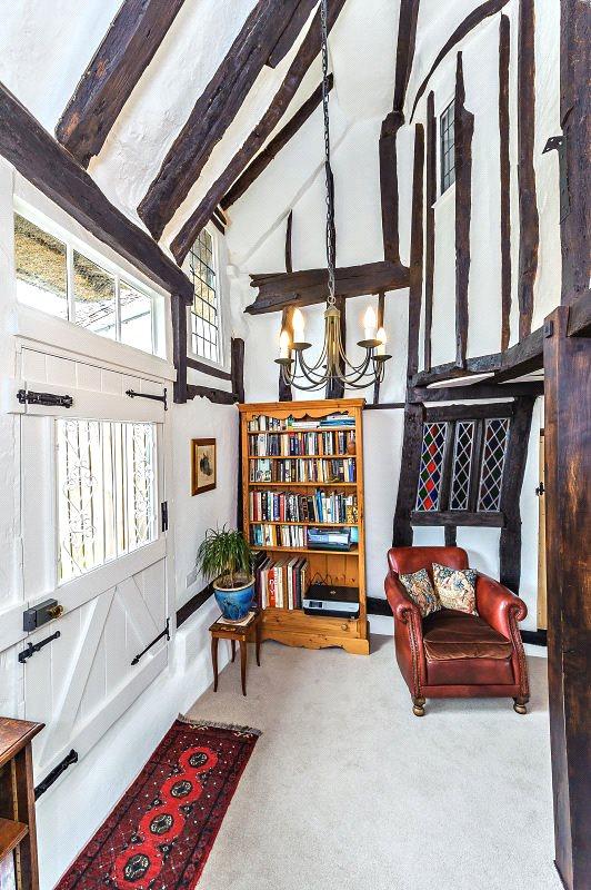 3 bedroom semidetached house for sale in The Street, Monks Eleigh