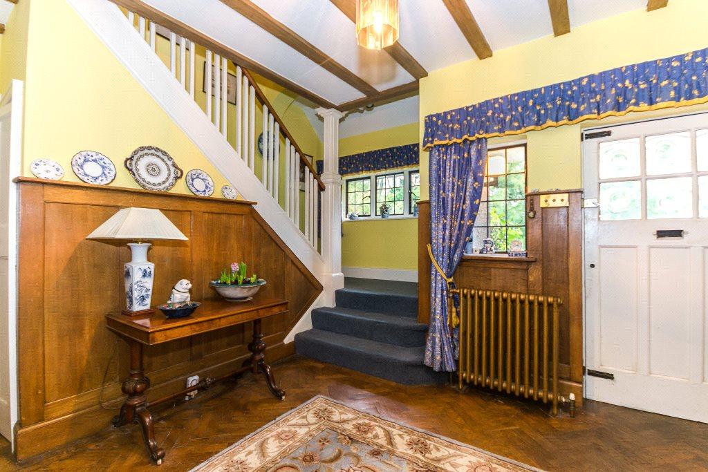 4 bedroom detached house for sale in Little Haigh, Flaxton Road