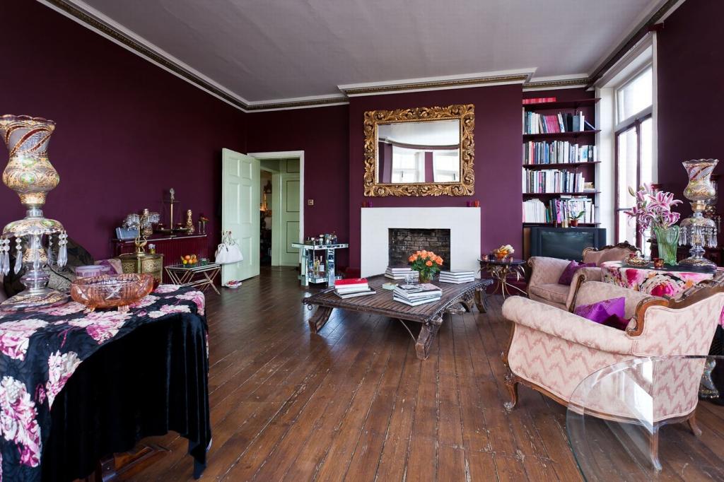 1 bedroom flat to rent in Viscount Court, Pembridge Villas, Notting