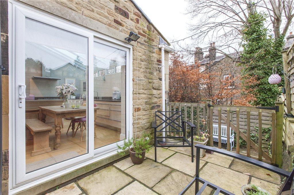 3 bedroom semidetached house for sale in Kingsway Drive, Ilkley, West