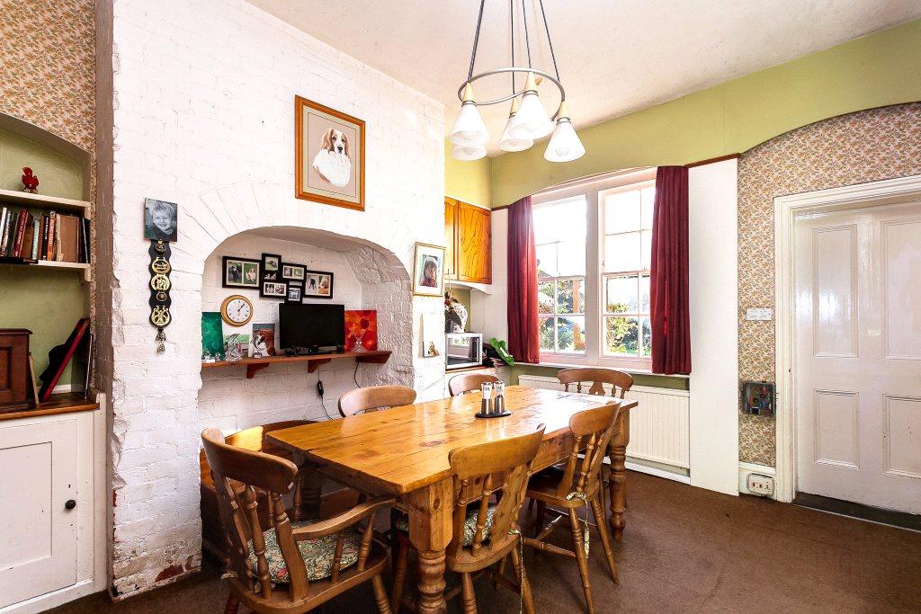 7 bedroom detached house for sale in High Street, Whitchurch on Thames