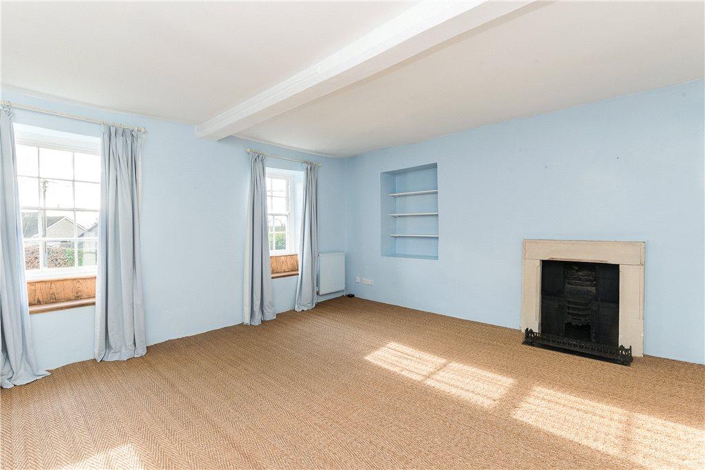 5 bedroom house for sale in Warwick Road, Upper Boddington, Daventry, NN11