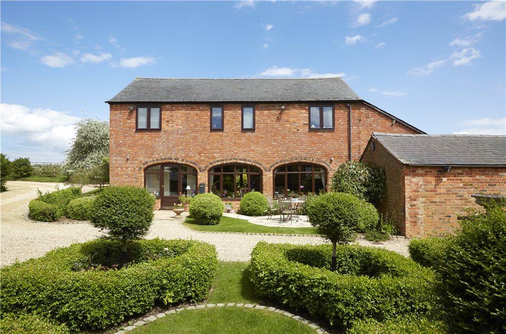 7 bedroom house for sale in Weedon Road, Newnham, Daventry