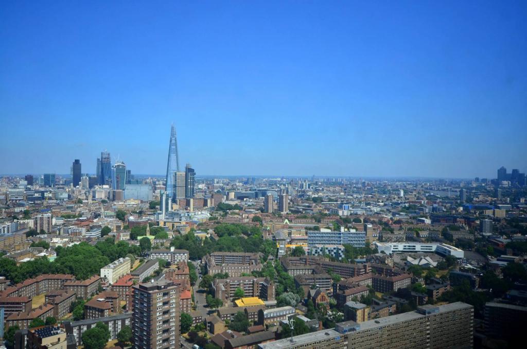 Strata SE1,View