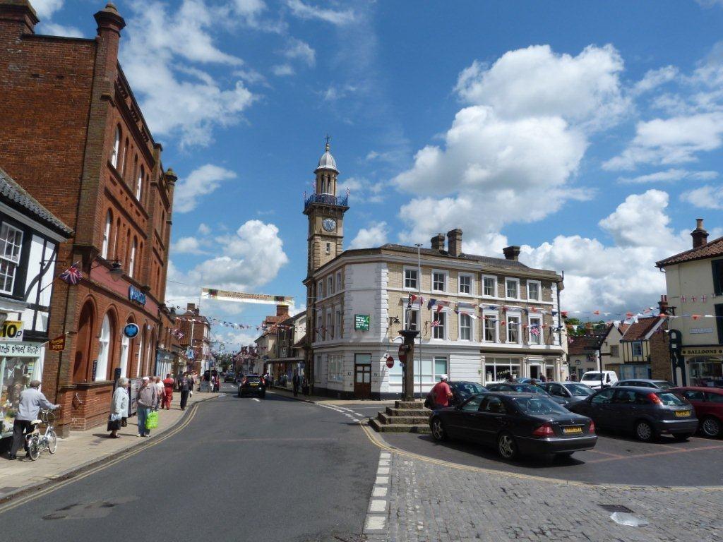 Retail Property (high street) to rent in 7 Market Place, Harleston