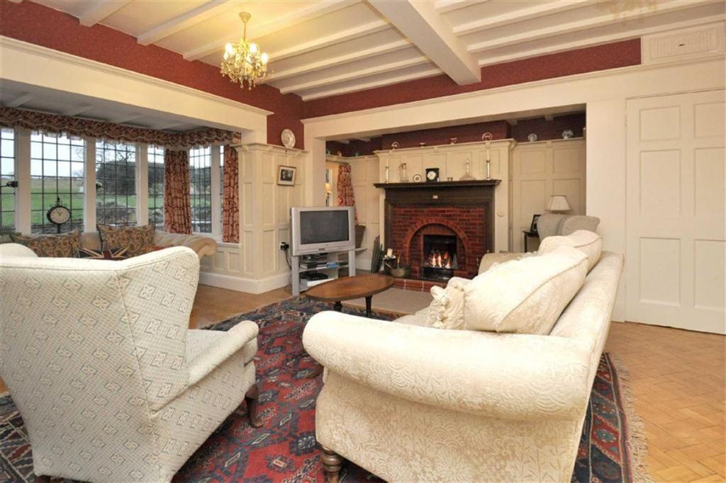 5 bedroom detached house for sale in The Mount, Hyde Mill Lane, Brewood