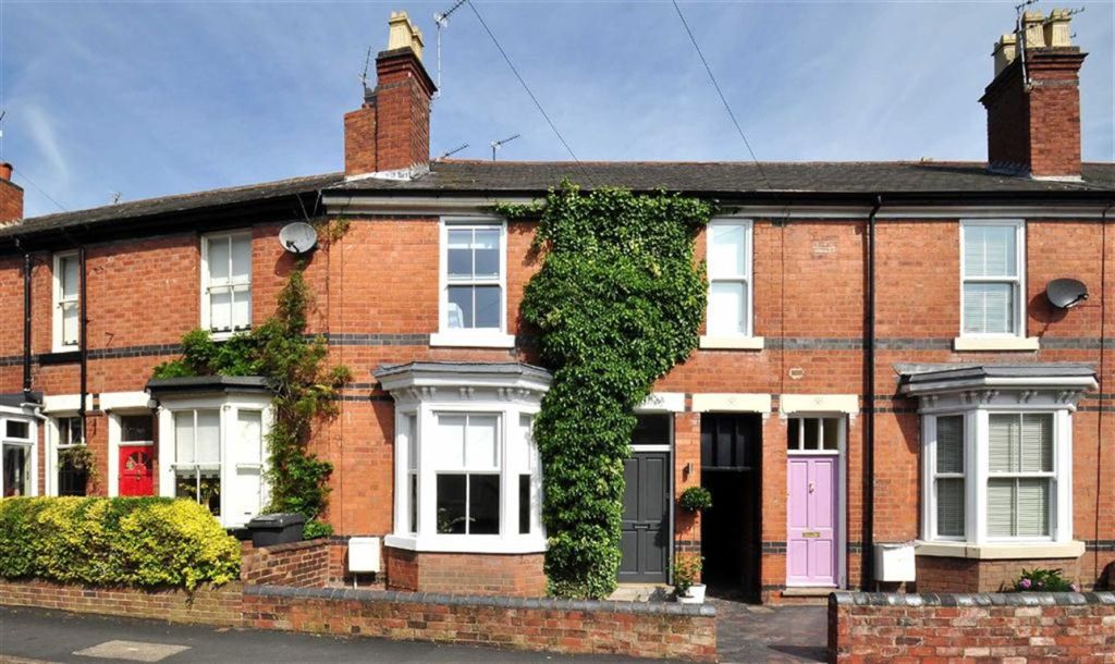 2 bedroom terraced house for sale in Limes Road, Tettenhall