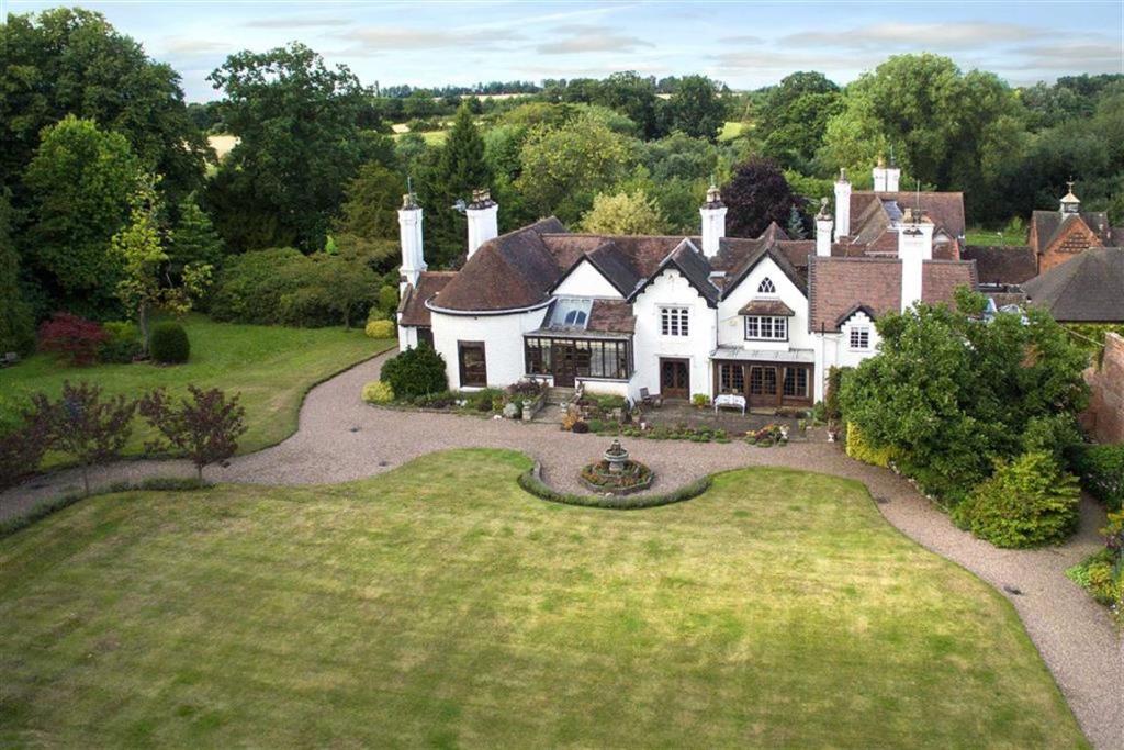 5 bedroom house for sale in Trysull Manor, Seisdon Road, Trysull