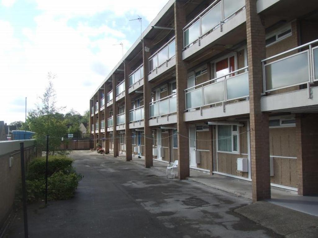 1 bedroom flat to rent in Holbrook Court, Clifton, Nottingham, NG11, NG11