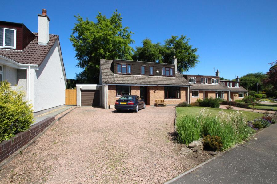 4 bedroom detached house for sale in Raith Gardens, Kirkcaldy, Fife, KY2