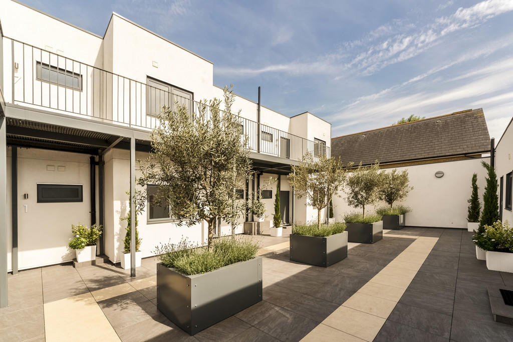 Feed-In-Tariff,Rear Elevation