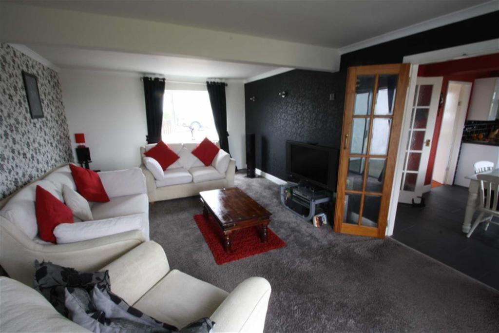 4 bedroom cottage for sale in Spilsby Road, Eastville, Boston, PE22