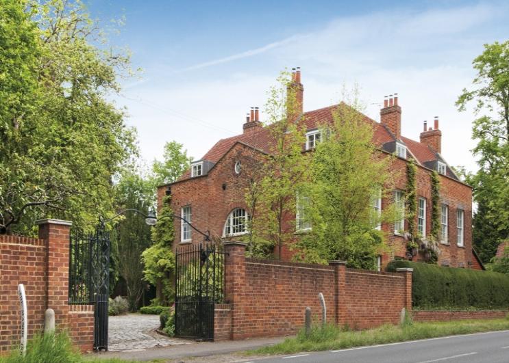 7 bedroom house for sale in The Manor House, Totteridge Common